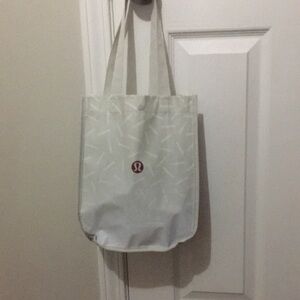 Lululemon active wear MYSTERY BOX -  women's clothing- size XS or S / size 2/ 4